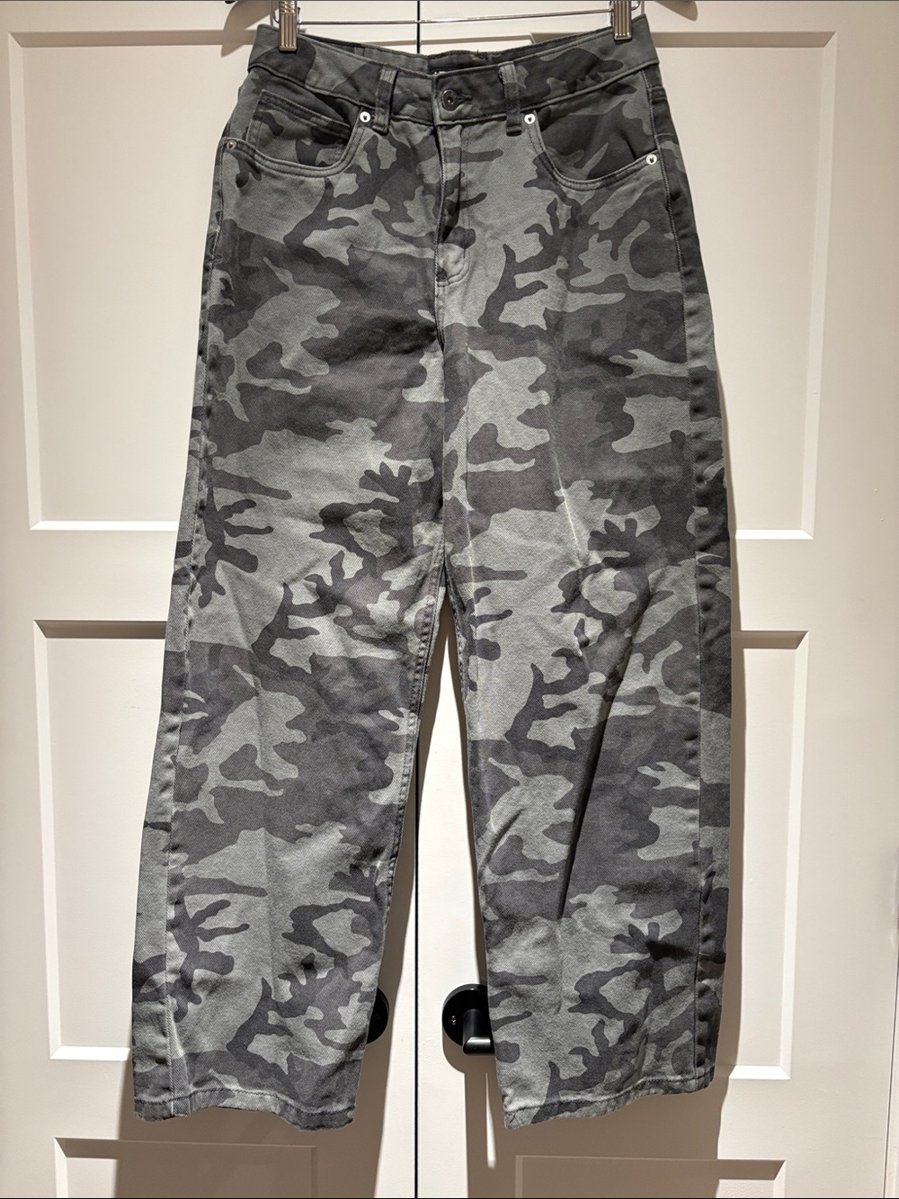 Vans Sirelle Gray Camo Cargo Pants
